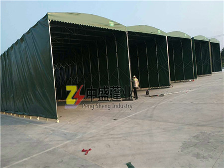 大型仓库帐篷的特点